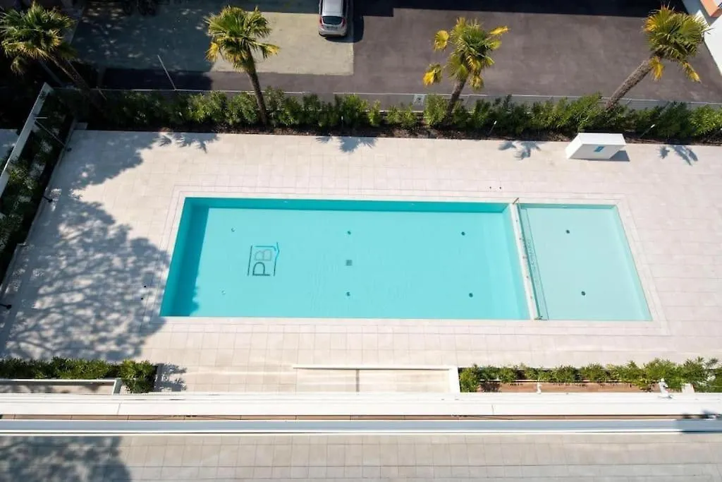 Ht - Luxury Apartment At Palm Beach Jesolo
