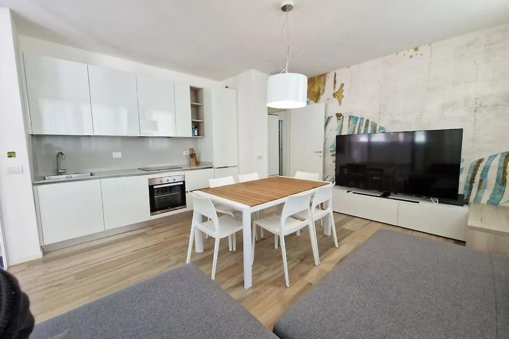 Ht - Luxury Apartment At Palm Beach Jesolo Italië